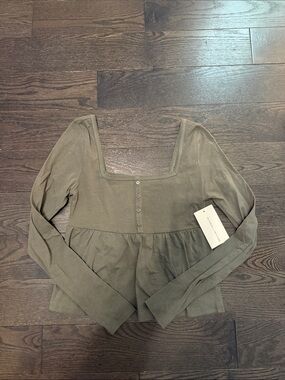 Square Neck Peplum Long Sleeve Top in Olive